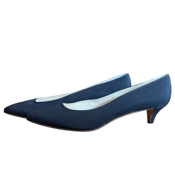 Revolve The Row Lady D Di crepe kitten-heel pumps Kitten Heel Pumps - Picture 7 of 9